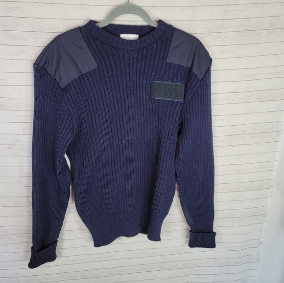 THE WOOLY PULLY MILITARY STYLE 100% WOOL SHOULDER PATCH SWEATER NAVY, SZ LARGE - Picture 2 of 9